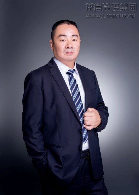模范利来集团官网人专题一： 以公司为家，，，他们在通俗事情中用行动叙述着_利来集团官网有限公司-衡宇修建工程总承包|全装修品牌向导者|国家住宅工业化基地